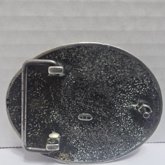 vintage silver belt buckle featuring an eagle with a crushed turquoise inlay - Picture 3 of 7